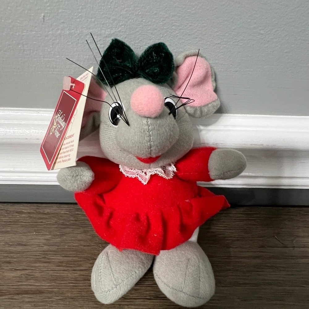 Holiday Time Christmas Mouse Red Dress And Green Bow Plush With Hang Tag